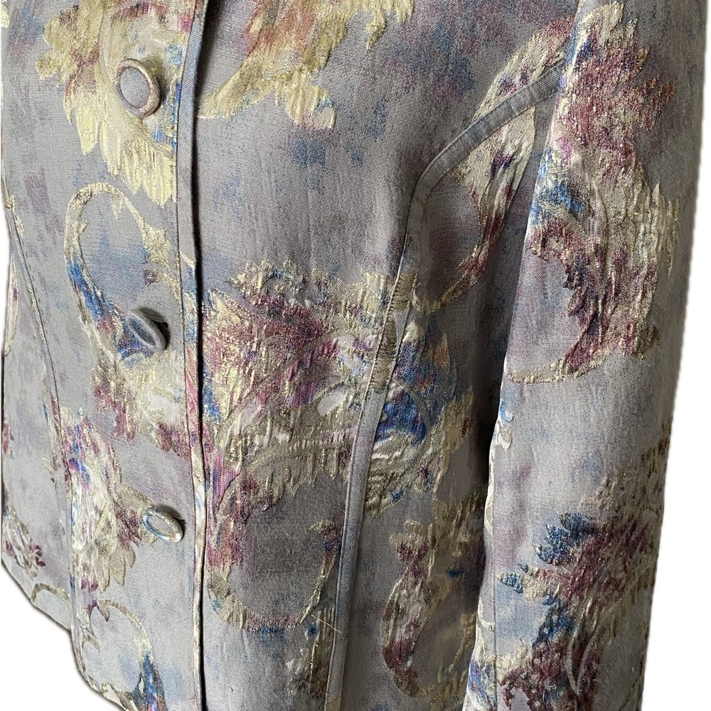 Exquisite floral Chico’s jacket - Picture 6 of 16